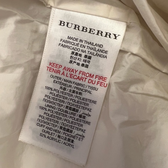 Burberry baby snowsuit with mittens and booties - Picture 8 of 8